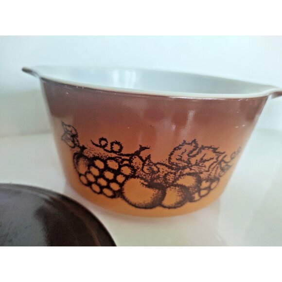Vintage Pyrex Old Orchard Casserole Dish 473 1 Qt  Bowl w Lid - Picture 2 of 15